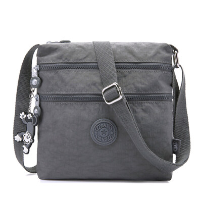

Fashion Women Washable Lightweight Large Capacity Zipper Crossbody Shoulder Bag