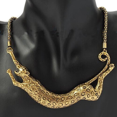

Leopard Animal Gold Plated Pendant Collar Statement Necklace Lady Jewlery Gift