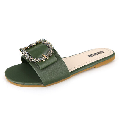

Slippers women wear flat bottom 2019 new summer net red rhinestones Korean fashion Joker social lazy drag