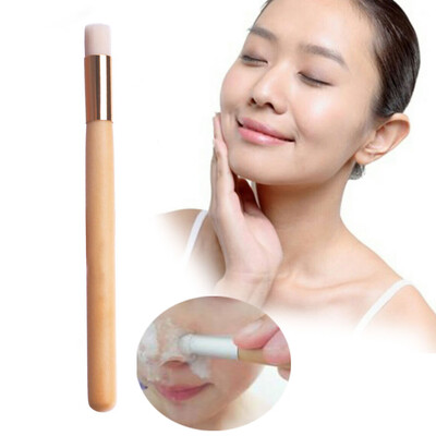 

Long Handle Professional Raw Wood Cosmetic Makeup Nose Clean Brush