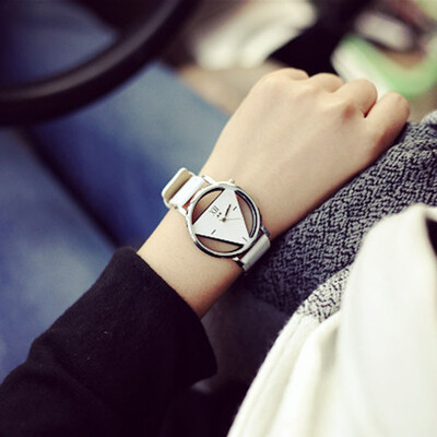 

Hollow Watches Woman Neutral Simple Design Unique Wristwatch Top Brand Luxury Mens Quartz Clock Relogio Feminino Masculino F
