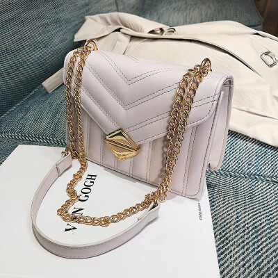 

Qiao Bani 2019 new South Korea ins fashion solid color embroidery line chain flip bag wild single shoulder diagonal handbag