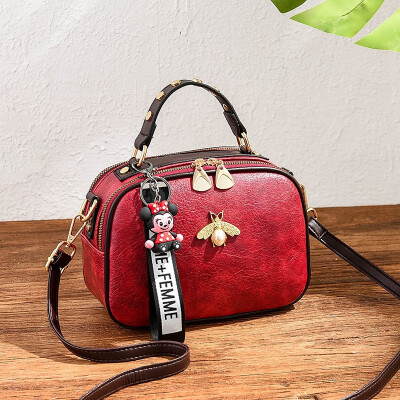 

Up-to-date Female Trendy Korean Version Fashionable One-shoulder Slant Handbag with Simple Individual Womens Bag