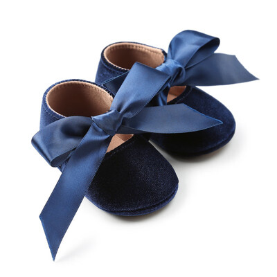 

Baby Girl Shoes Riband Bow Lace Up PU Leather Princess Baby Shoes First Walkers Newborn Moccasins For Girls