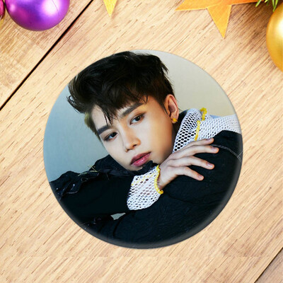 

NCT New Album《WE are Superhuman》Brooches Pins for Women Girls Clothing Bags Backpacks Jackets DecorBrooch-1
