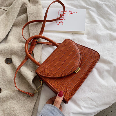 

Advanced foreign gas bag ins retro crocodile handbag new 2019 female bag with one shoulder slanted with a small square bag