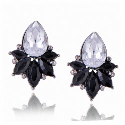 

E0223 Fashion Jewelry Flower Design Crystal Stud Earrings For Women Vintage Party Wedding Jewelry 2017 Elegant Lady Wholesale