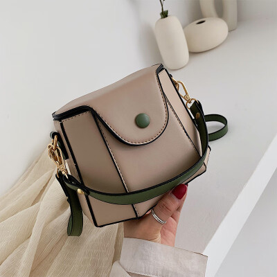 

Internet celebrities with the same small bag ins2019 new personality geometry bucket bag Korean version of 100 womens bag oblique