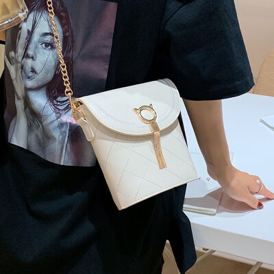 

Female bag 2019 new wild air flow Su bucket bag fashion shoulder bag summer small fresh net red Messenger bag