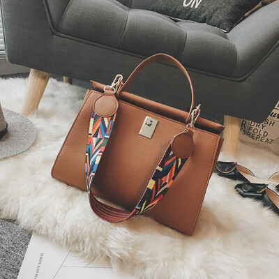 

Shoulder Women Bag 2017 new womens bag color shoulder strap fashion casual handbag ladies bag