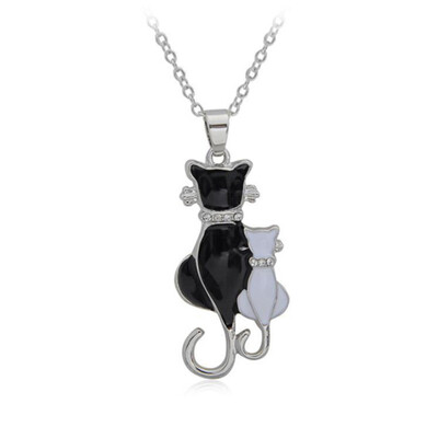 

Distinctive Women Plated Black Cat Chain Pendants Necklace Long Charm Jewelry