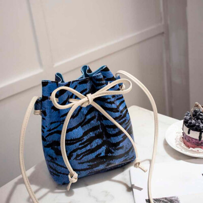 

Tailored Fashion Womens Leopard-Print Shoulder Bag Messenger Bag Bucket Bag