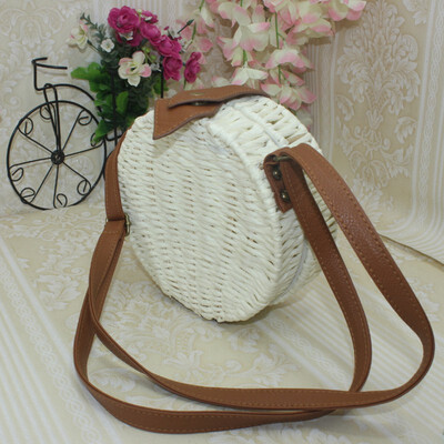 

2019 Women Round Straw Bags Adjust Leather Straps Shoulder Bag Summer Bohemian Woven Handbags Beach Rattan Crossbody Bags