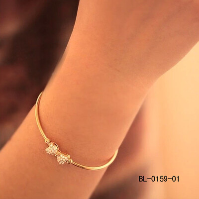 

Open Cuff Crystal Rhinestone Bangle Korea Elegant Heart Bow Bracelet