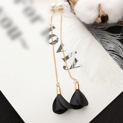 

New Fashion Elegant Pearl Flower Earrings for Women Alloy Earrings