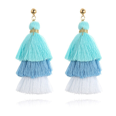 

Model Beautiful earrings decorationcute