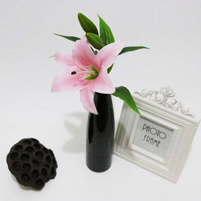 

Real Touch PVE Artificial Lily Silk Decorative Flower for Wedding Decoration Gift Fresh Style Desk Ornaments
