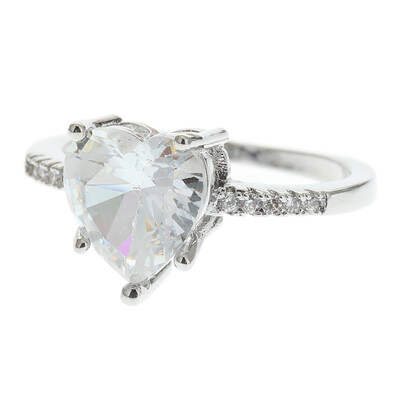 

2019 New Women Heart Shaped Zircon Ring