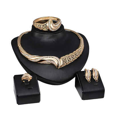 

Exaggerated Africa Style Gold Plated Shinning Wide Necklace Crystal Rhinestone Jewelry Set