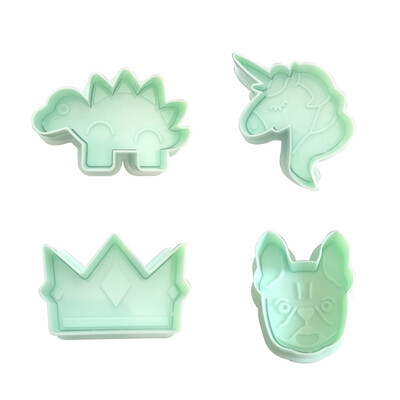 

Crown Unicorn Dinosaur Tiger Fondant Cake Biscuit Mold Plastic Baking Tool Set