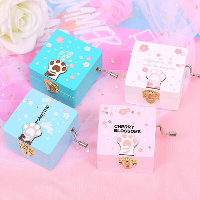 

Retro Cartoon Cat Claw Music Box Star Hand Cranked Wood Music Box Christmas Gift Birthday Gift Present For Children Girlfriend