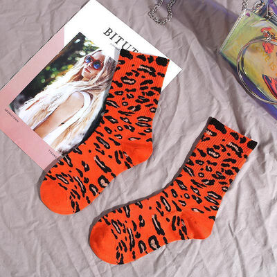 

Unique Sparkled Glitter Leopard Women Socks High Street Bling Bling Ankle Happy Socks Autumn Winter Trendy Animal Print Socks