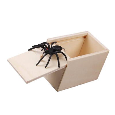 

Hidden in Case Trick Play Joke Horror Gag Toys Wooden Prank Spider Scare Box