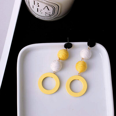 

Earrings Girl Vintage Temperament Linen Hemp Hit Color Ball Ball Wood Circle Wood Earrings