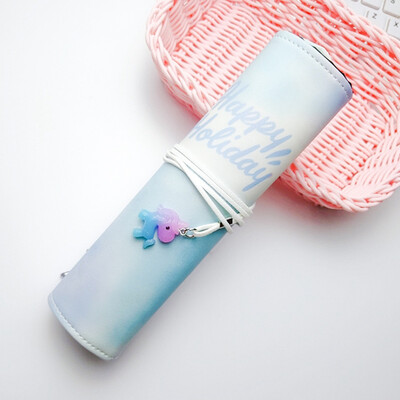 

1x Cartoon Unicorn illusion Color Curling Pen Curtain Make-up Pencil Storage Bag