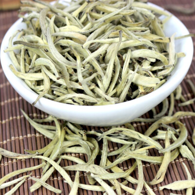 

China High Moutain BaiHao Yinzhen tea White silver needle tea Green Organic BaiHaoYinZhen White Tea Bai Hao Yin Zhen