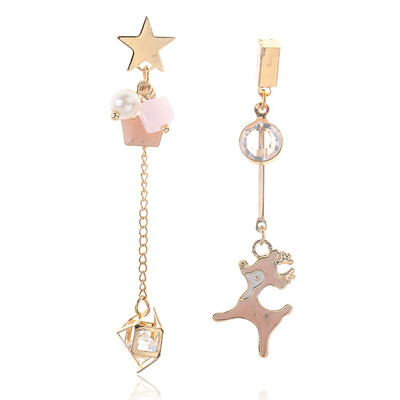 

1 pair Korean Charming Cartoon Style Deer Asymmetric Pendant Earrings
