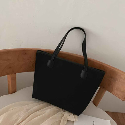 

Tailored Womens New Casual Handbag Fashion Trend Shoulder Bag Versatile Tote Bag