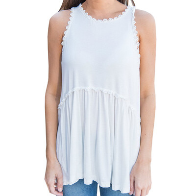 

Pleated Hem And Lace Strapless Tops