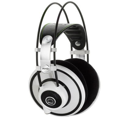 

Love technology AKG Q701 headset stereo phone headset HIFI music headset high fidelity reference level headphones white