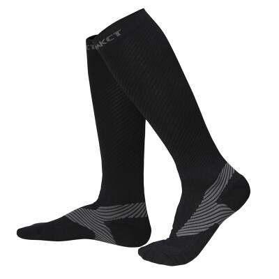 

Sparkct S15A01 Сжимающие мышцы Бегущие носки Верховая езда Мужчины и женщины Носки Спорта на открытом воздухе Беговые горные декомпрессионные носки Black L