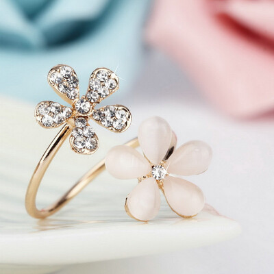 

1 pc Crystal Double Daisy Flower Petals Ring Adjustable Rhinestone Ring