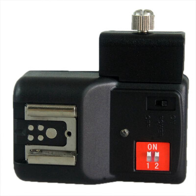 

WANSEN 4 Channels Wireless Remote Speedlite Flash Trigger with Umbrella Hole 83133