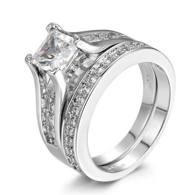 

Silver Color 05ct Cubic Zirconia Studded CZ Diamond Rings Fashion Wedding & Engagement Ring Set For Women R570