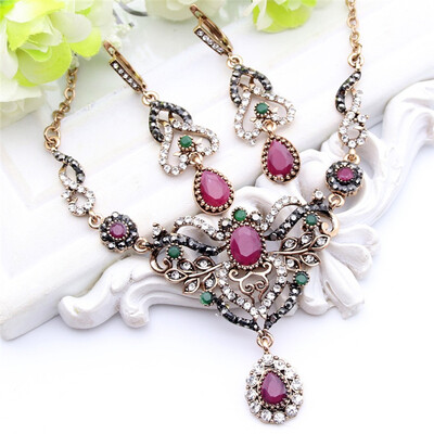

Turkish Women Earrings Necklace Jewelry Set Resin Rhinestone Drop Princess Hook Earring Flower Wedding Necklace Retro Gold Plate