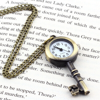 

Retro Vintage Pocket Key-shaped Watch Necklace Wall Chart Pendant