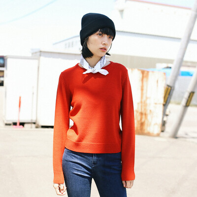 

And with pure Raincun C6130 round neck pullover sweater solid color loose red sweater red  C6130R0S