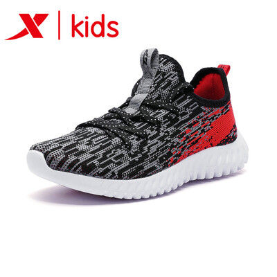

Xtep XTEP childrens sports shoes boys shoes in the big childrens mesh breathable lightweight running shoes 682115119777 black red 35