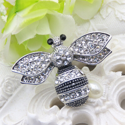 

Fashion 2 Color Women Rhinestone Bee Brooch Animal Jewelry Pin Wing Insects Brooches Broches Ladies Lapel Pins Shirt Collar Pins