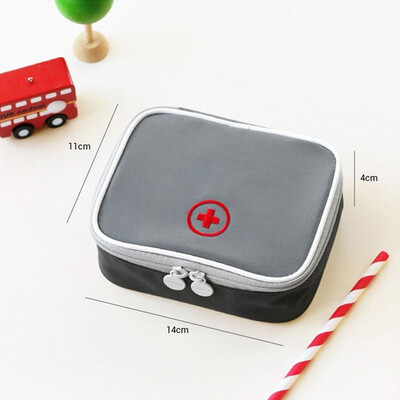 

Cntomlv Mini Outdoor First Aid Kit Сумка для путешествий Переносная упаковка для медицины Комплект для чрезвычайных ситуаций Сумки