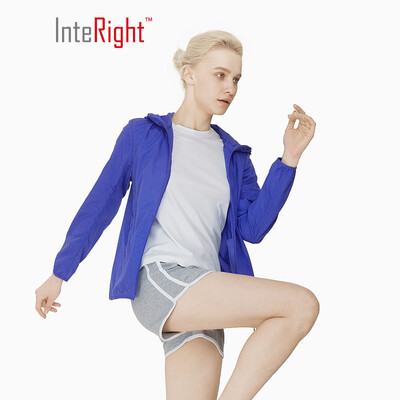 

INTERIGHT outdoor skin clothing for men&women models light&breathable windbreaker treasure blue female L