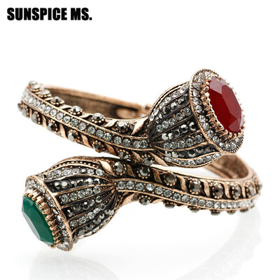 

SUNSPICE MS. Vintage Charm Bangles для женщин Античная золотая красная смола Lily Flower Bracelet Full Crystals Турецкие бижутерии