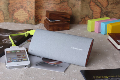 

SmartBird Q100 10000mAh Внешний аккмуляторзарядное устройство
