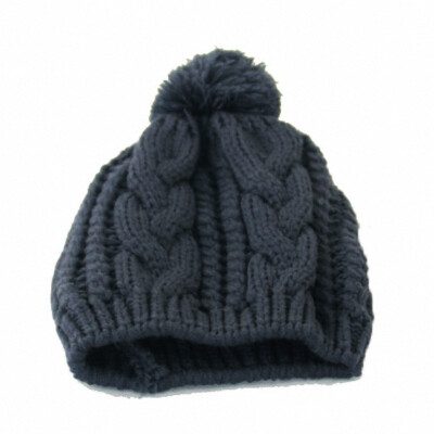 

Classic Braided Hats Woven Wool Cap Suitable For Men and Women Pure Simple Style Warm Lovers Gifts