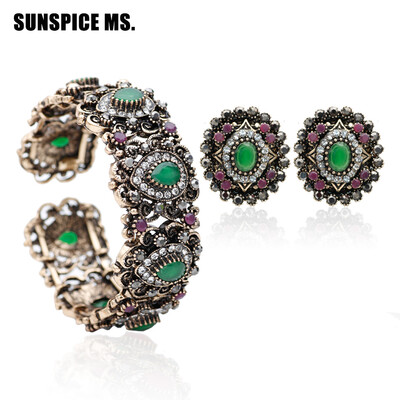 

Хорошая сделка Турецкая женская смола Bangle & Earrings Jewelry Устанавливает античный золотой цвет Упругий цветок Bangle Стад