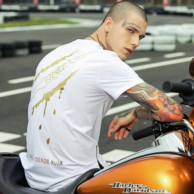 

Mens Short Sleeve Round Collar T-shirt Scratch Printing
